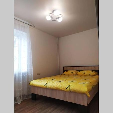 Двокімнатна Квартира Неподалік Центру Ternopil Exteriör bild